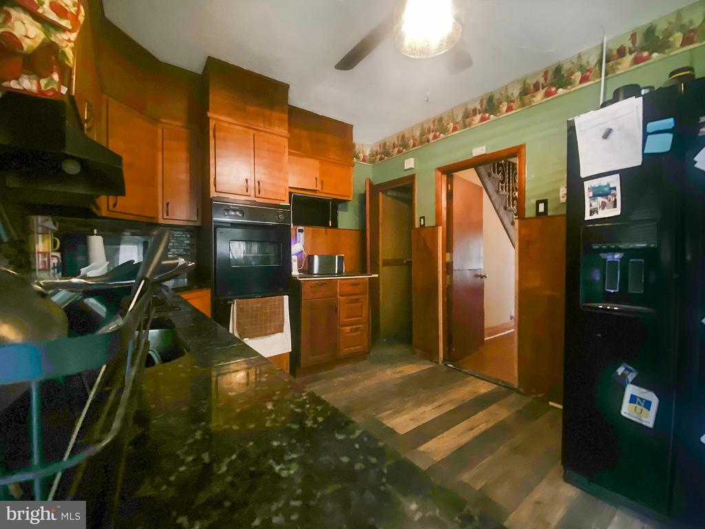 420 S 2nd St