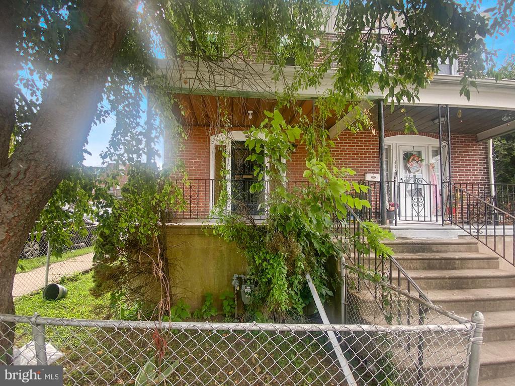 420 S 2nd St