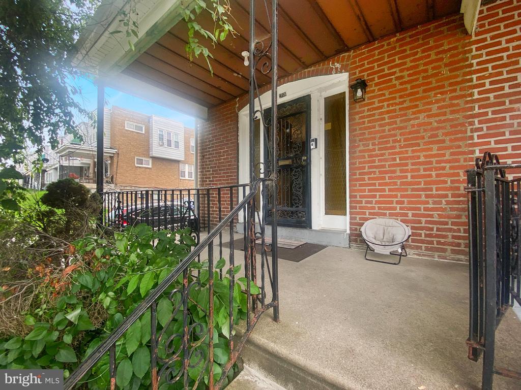 420 S 2nd St