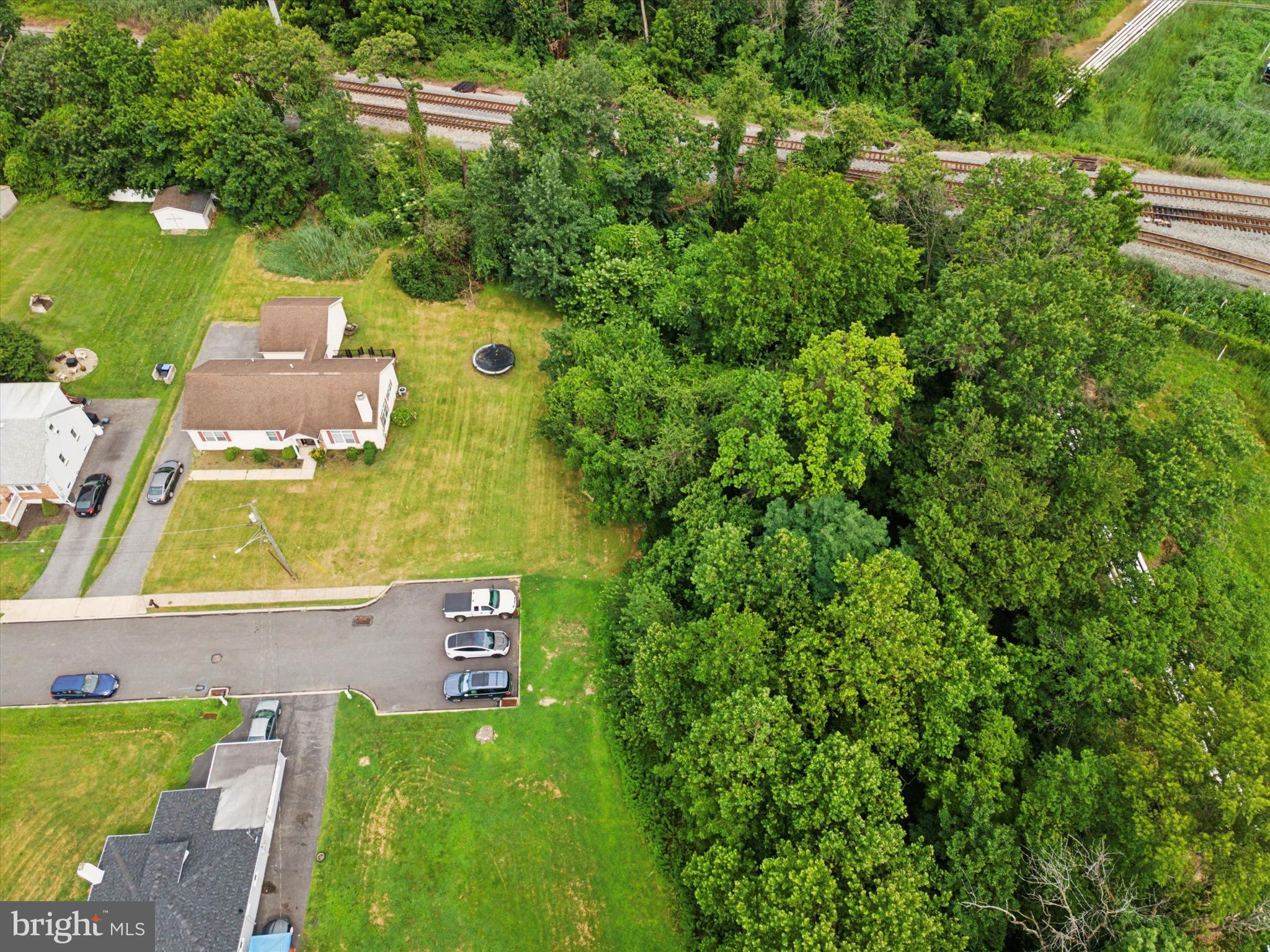 328 Belvue Ter