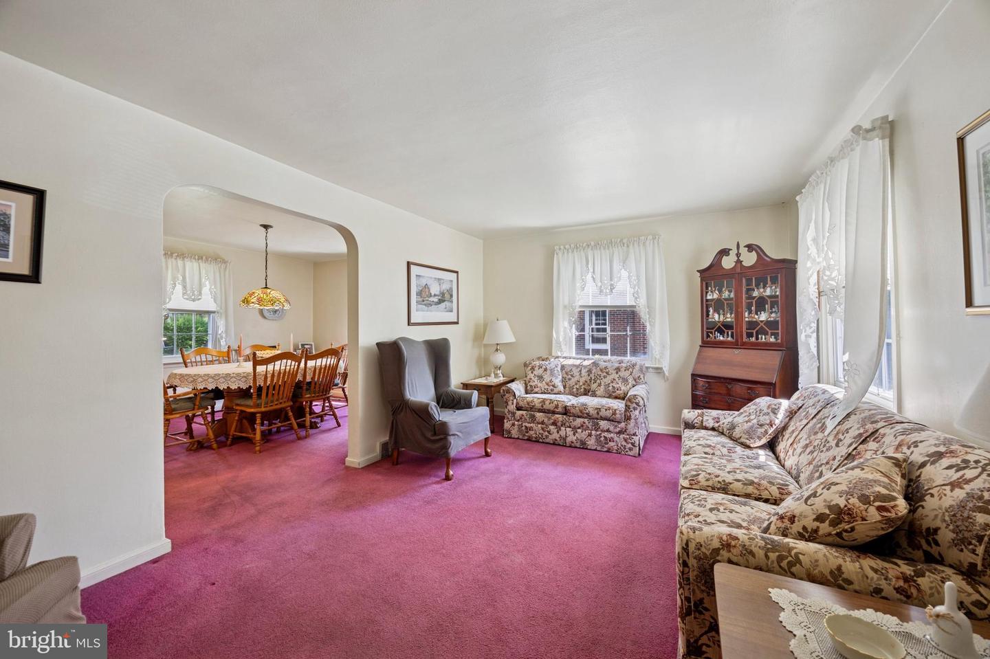 214 Edgehill Dr