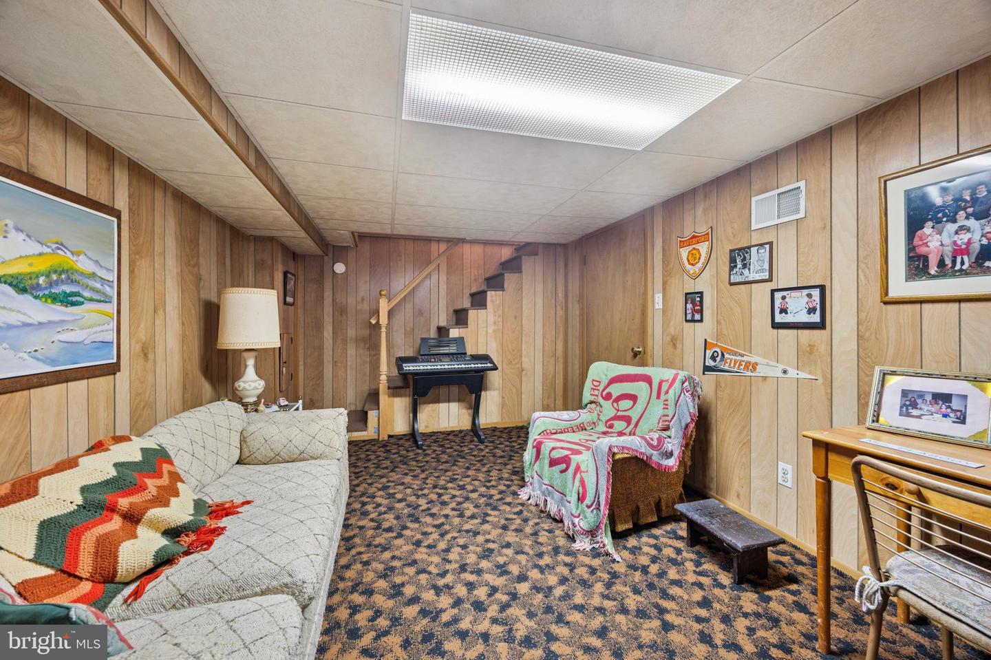 214 Edgehill Dr