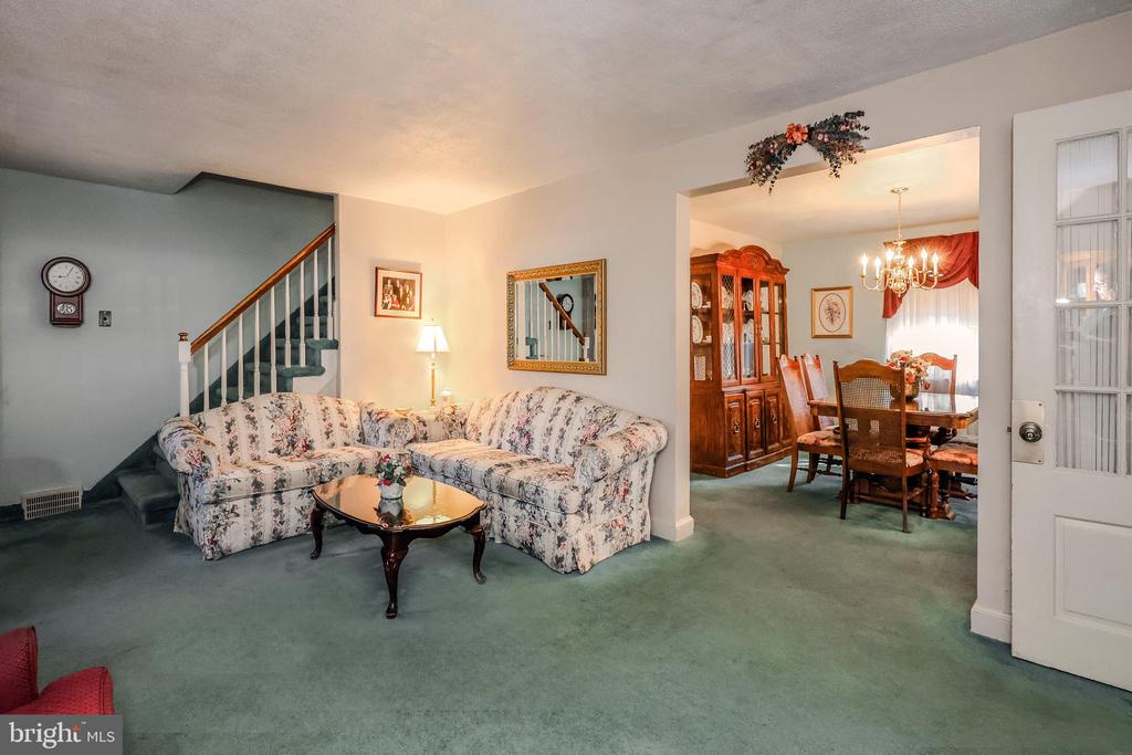 2605 Woodleigh Rd