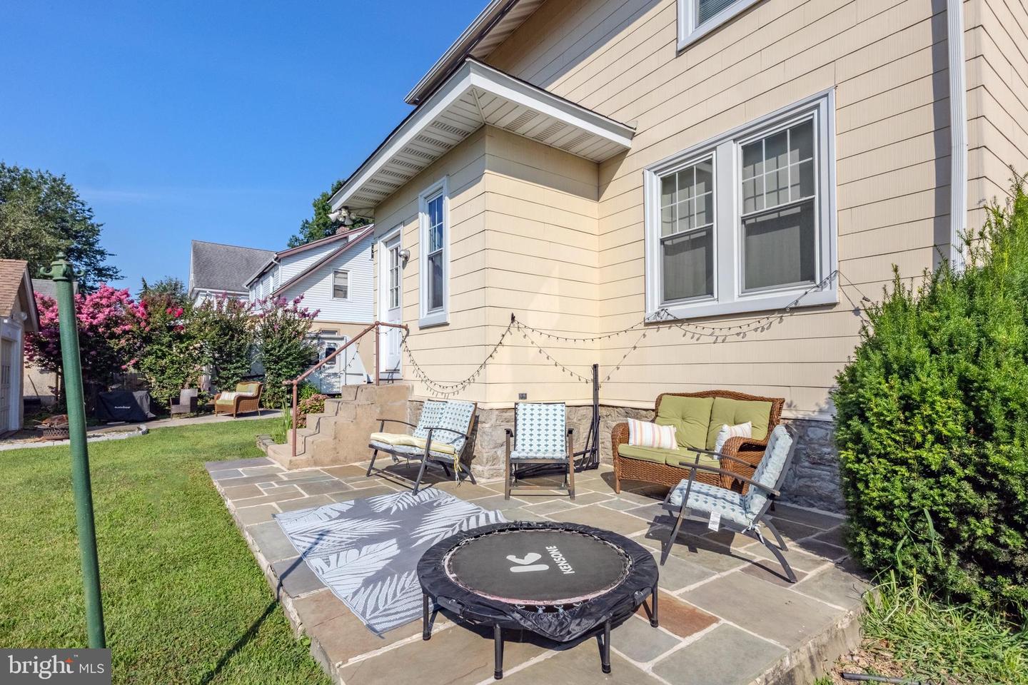 4008 Bonsall Ave