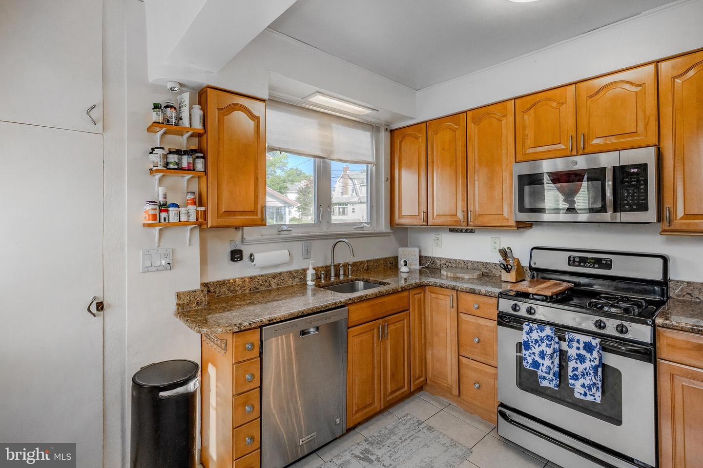 4008 Bonsall Ave