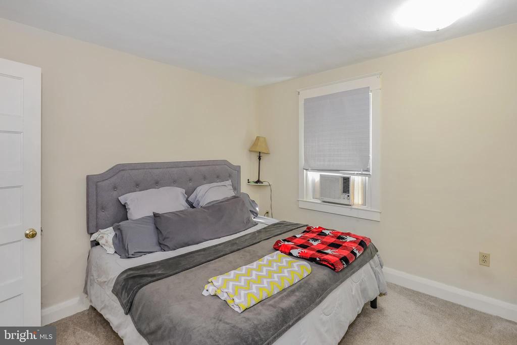 4008 Bonsall Ave