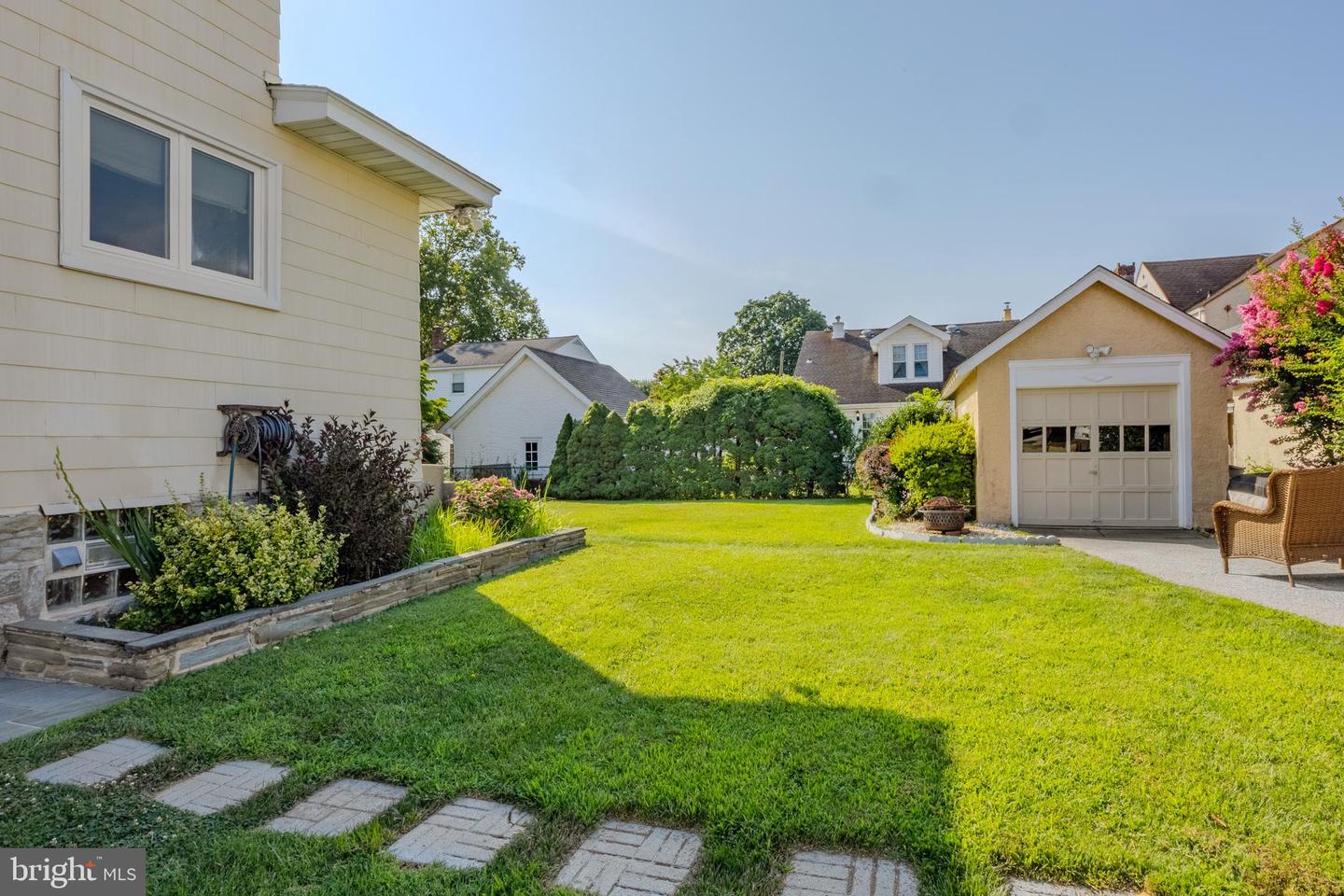 4008 Bonsall Ave