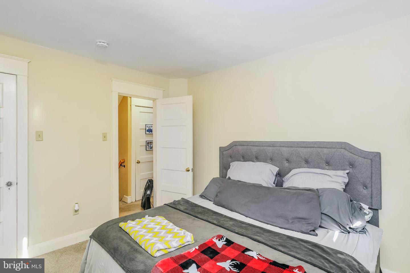 4008 Bonsall Ave