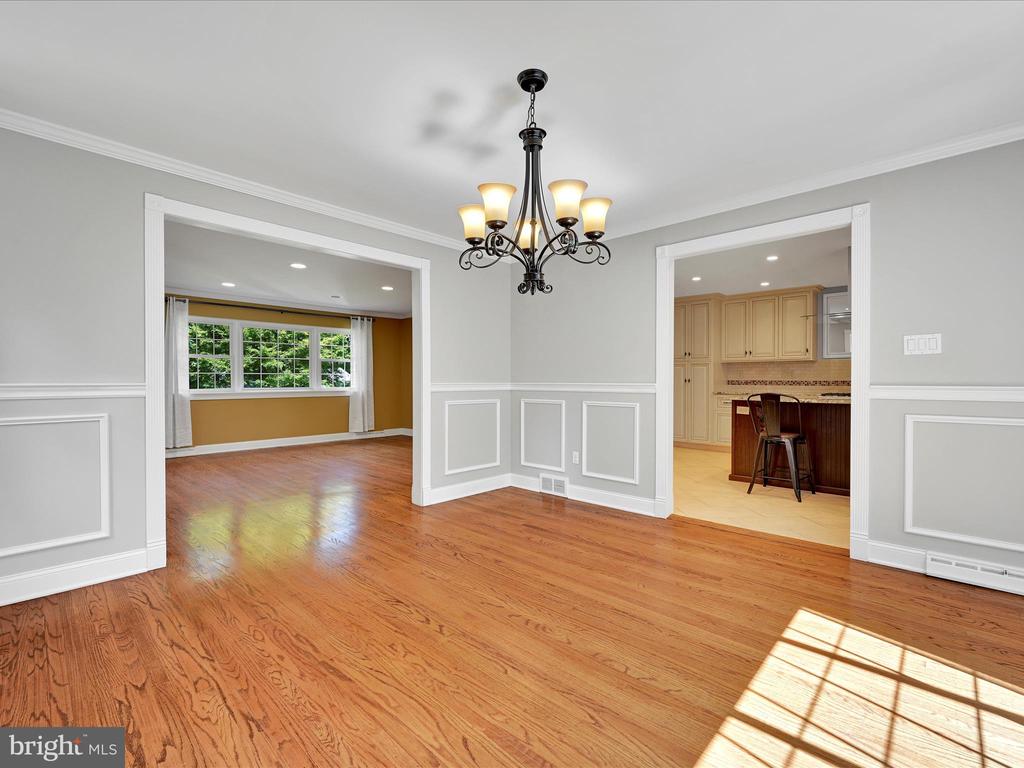 101 WOODED LANE