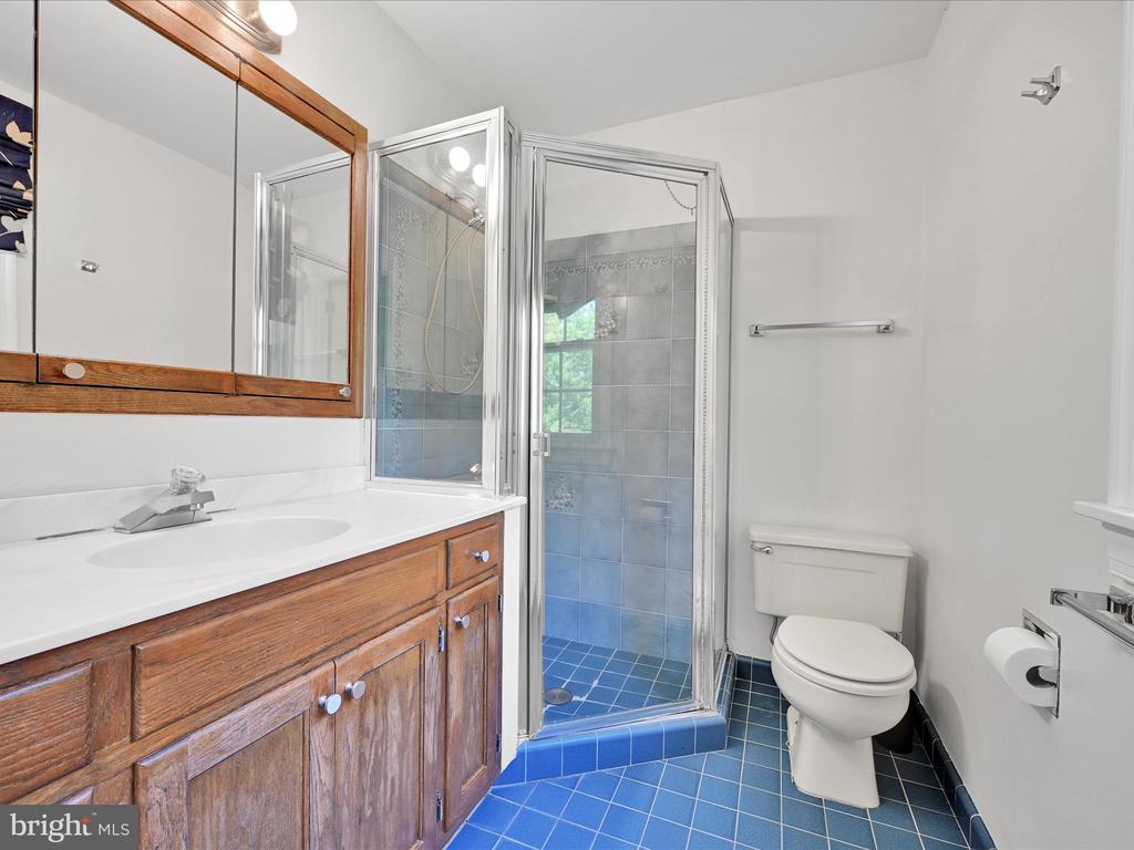 101 WOODED LANE