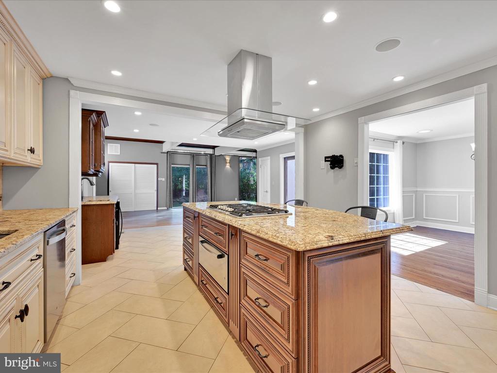 101 WOODED LANE