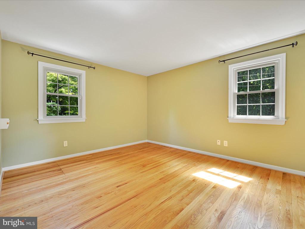 101 WOODED LANE