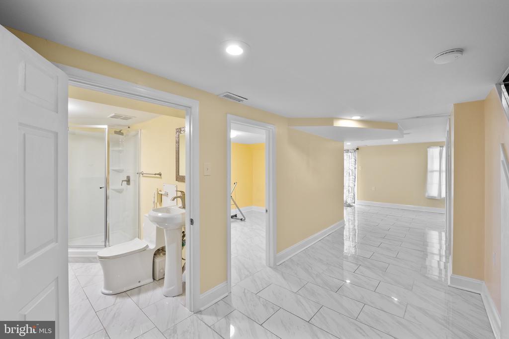 413 Carpenter Cir