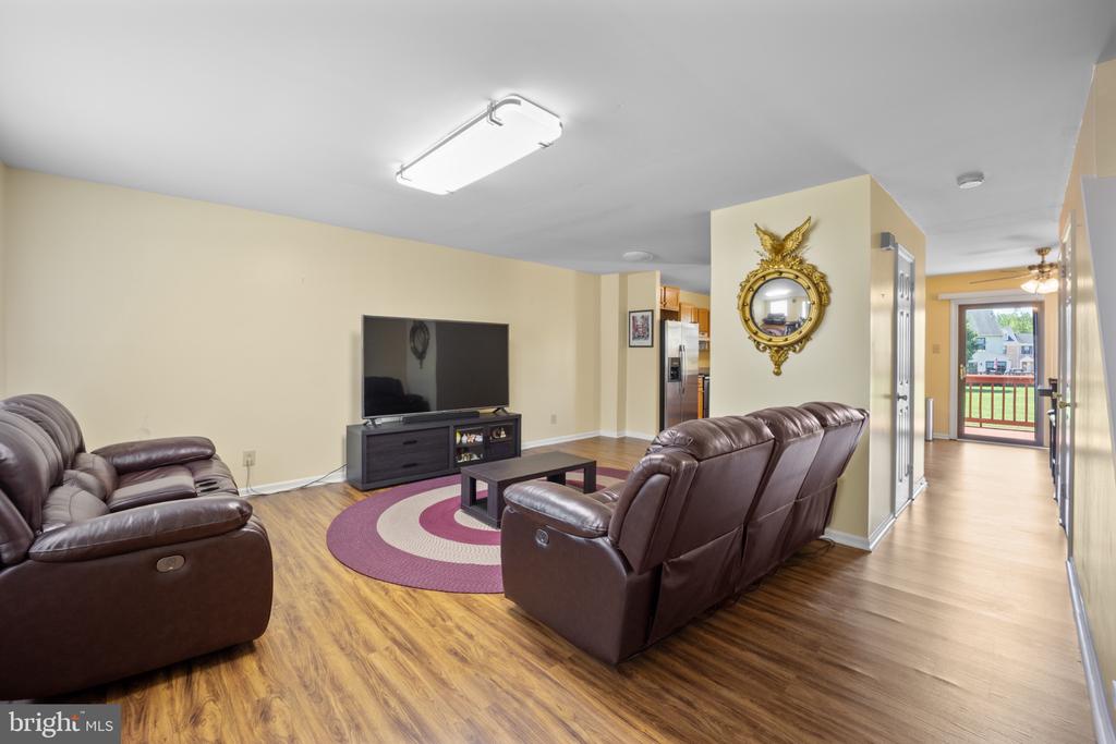 413 Carpenter Cir