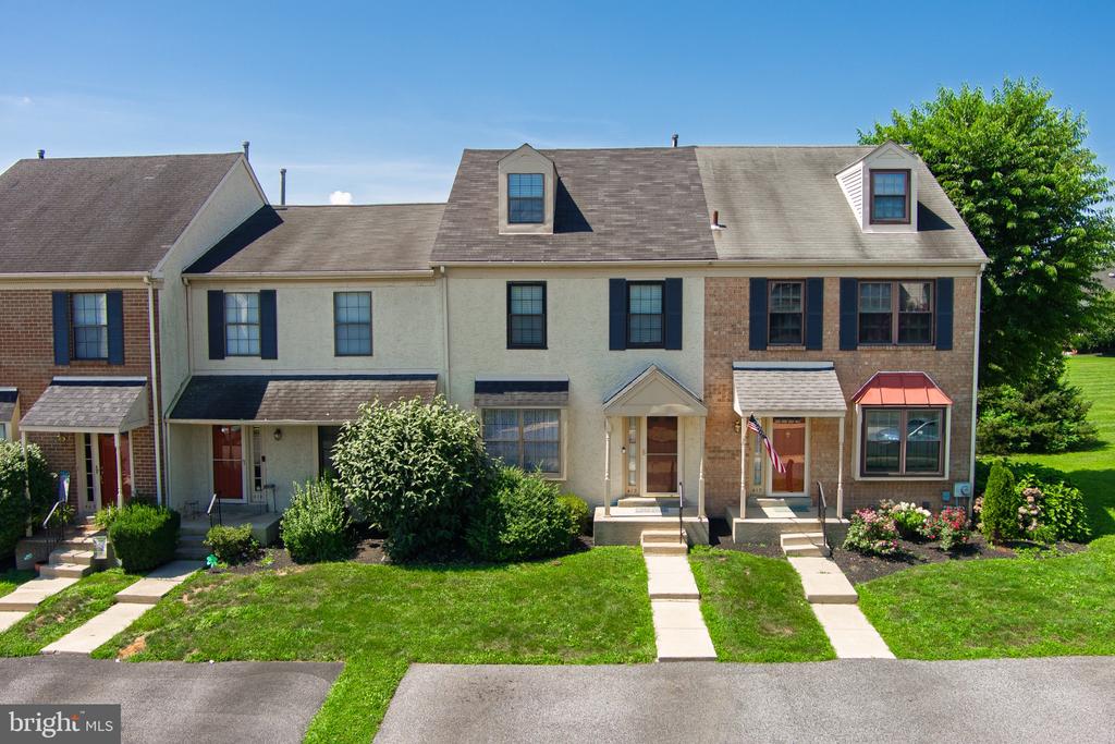 413 Carpenter Cir