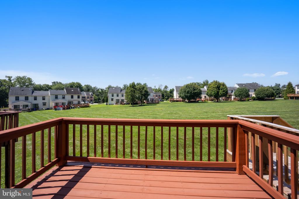 413 Carpenter Cir