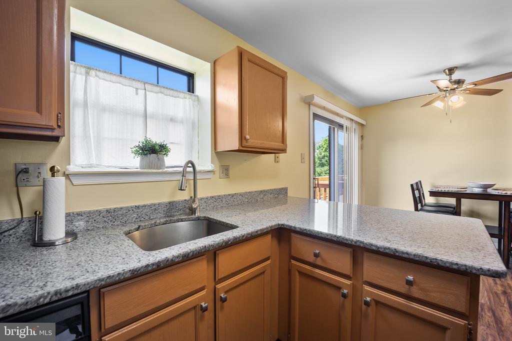 413 Carpenter Cir