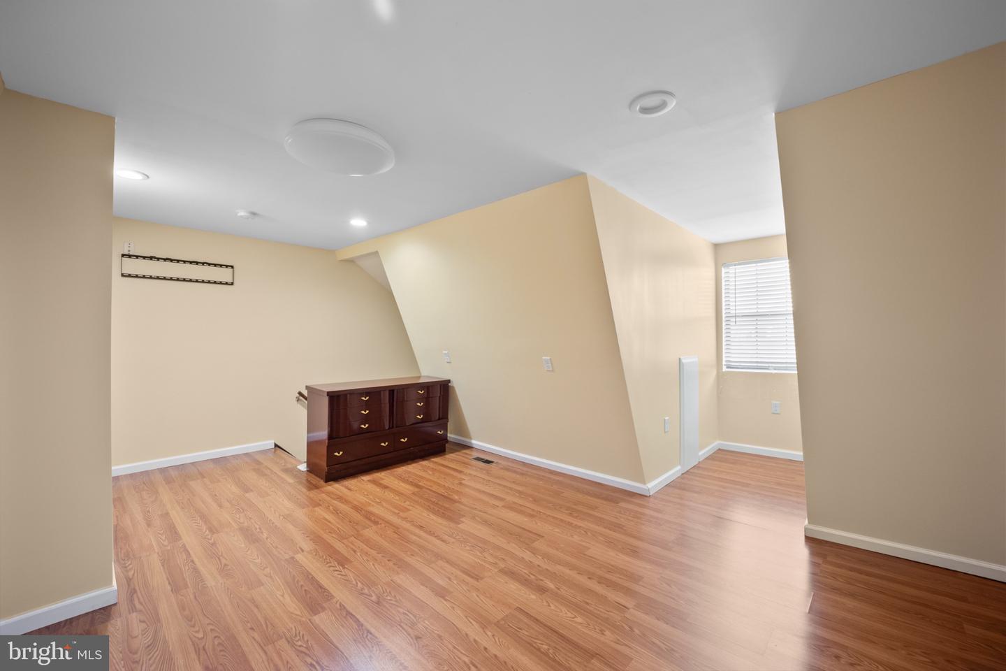 413 Carpenter Cir