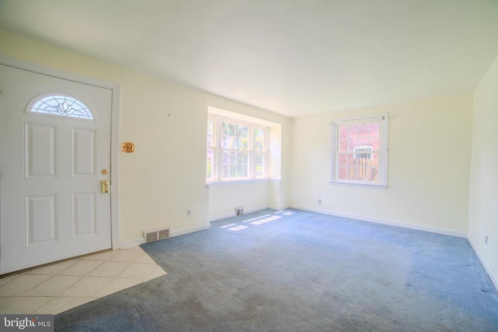 1613 Lynnewood Dr