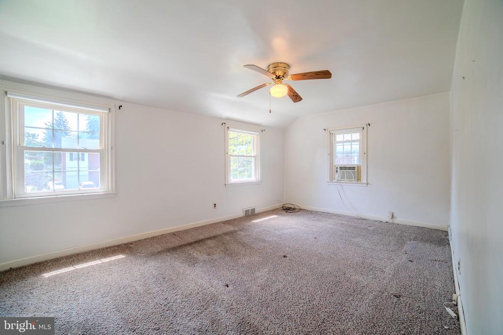 1613 Lynnewood Dr