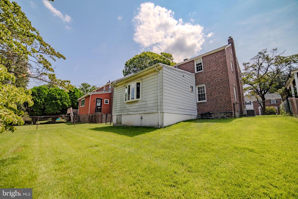 1613 Lynnewood Dr
