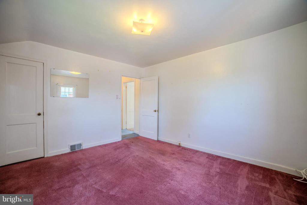 1613 Lynnewood Dr