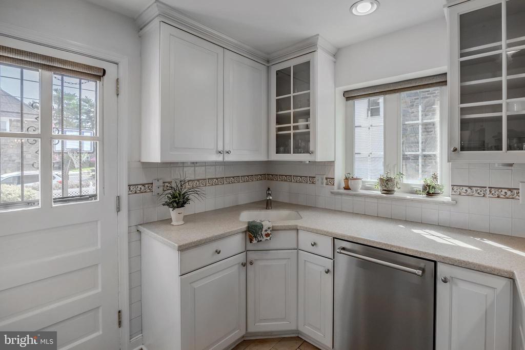 1109 Ormond Ave