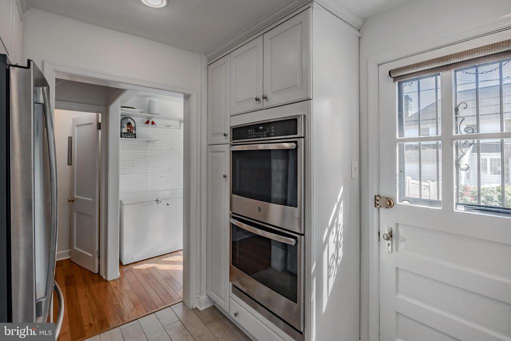 1109 Ormond Ave