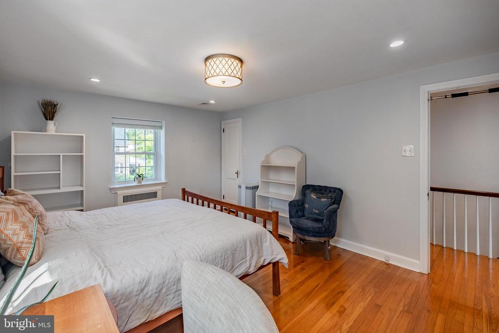 1109 Ormond Ave