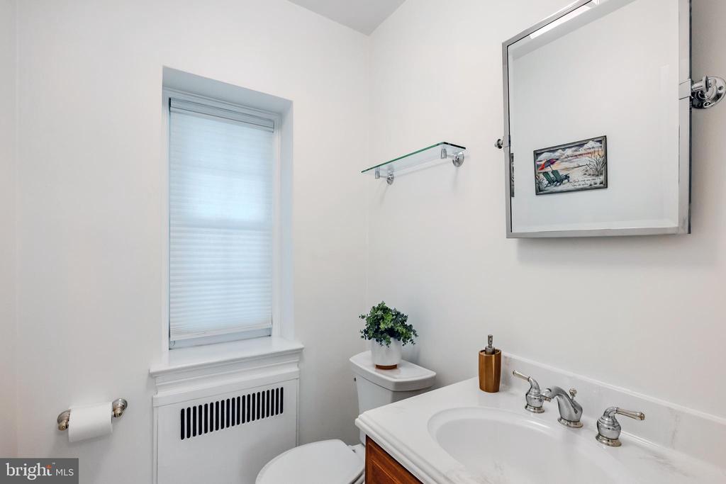 1109 Ormond Ave