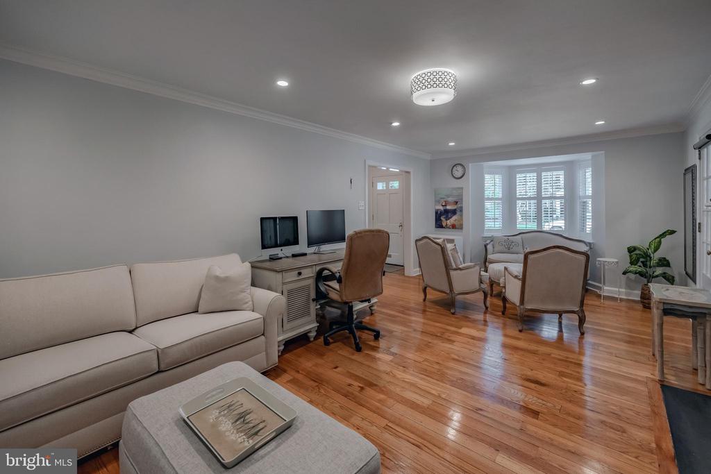 1109 Ormond Ave
