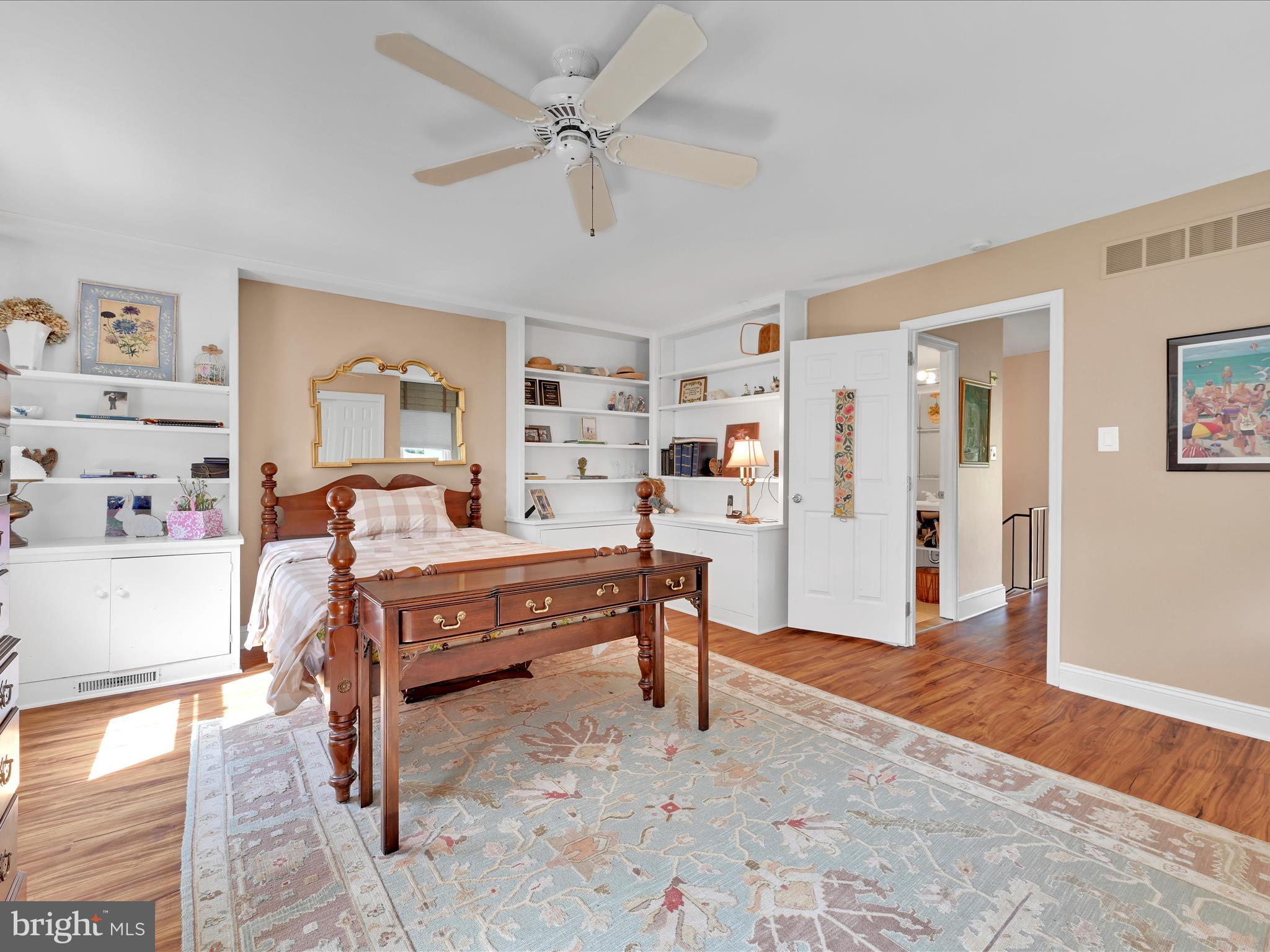 53 PARKRIDGE DRIVE 53
