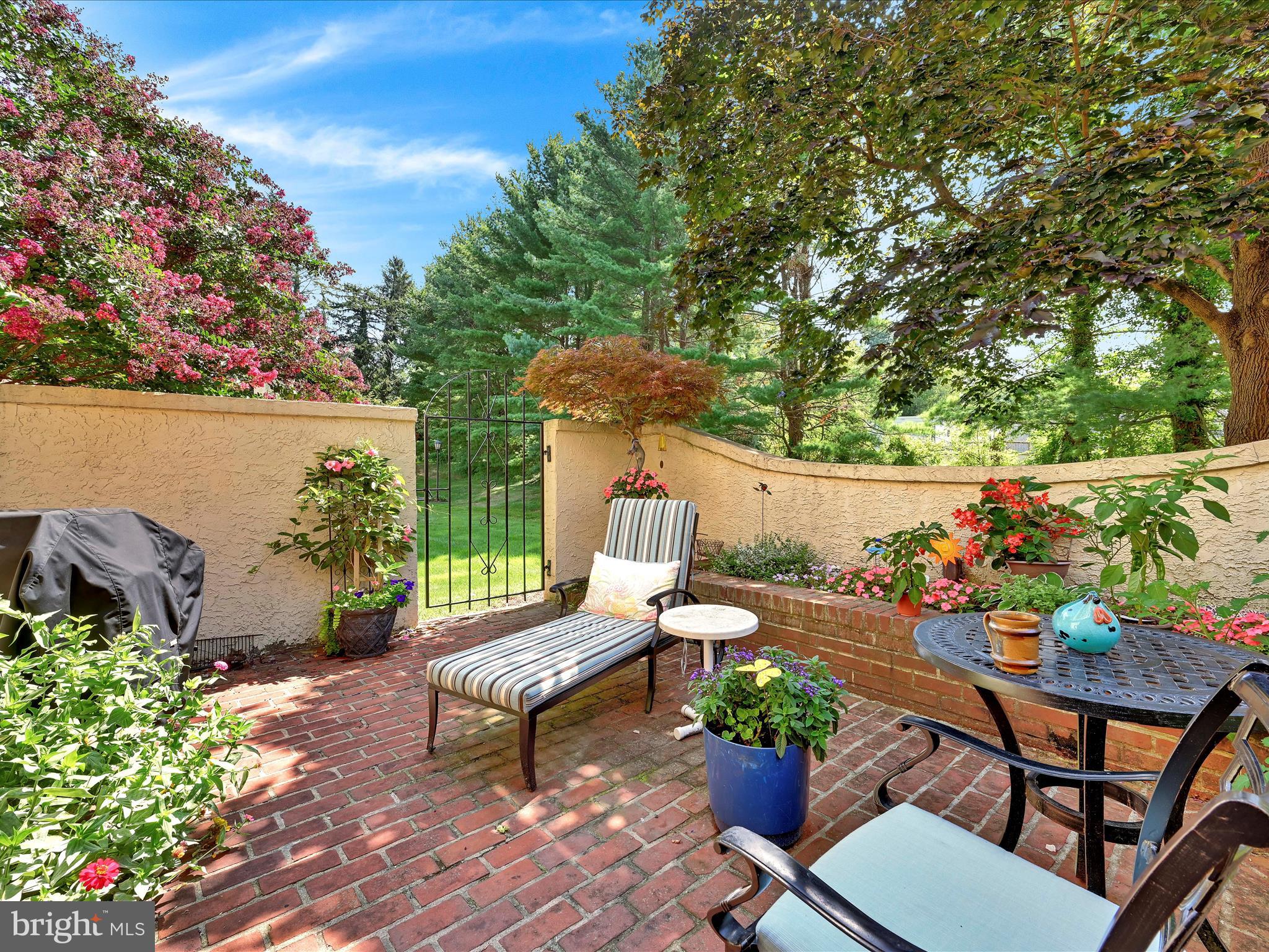 53 PARKRIDGE DRIVE 53