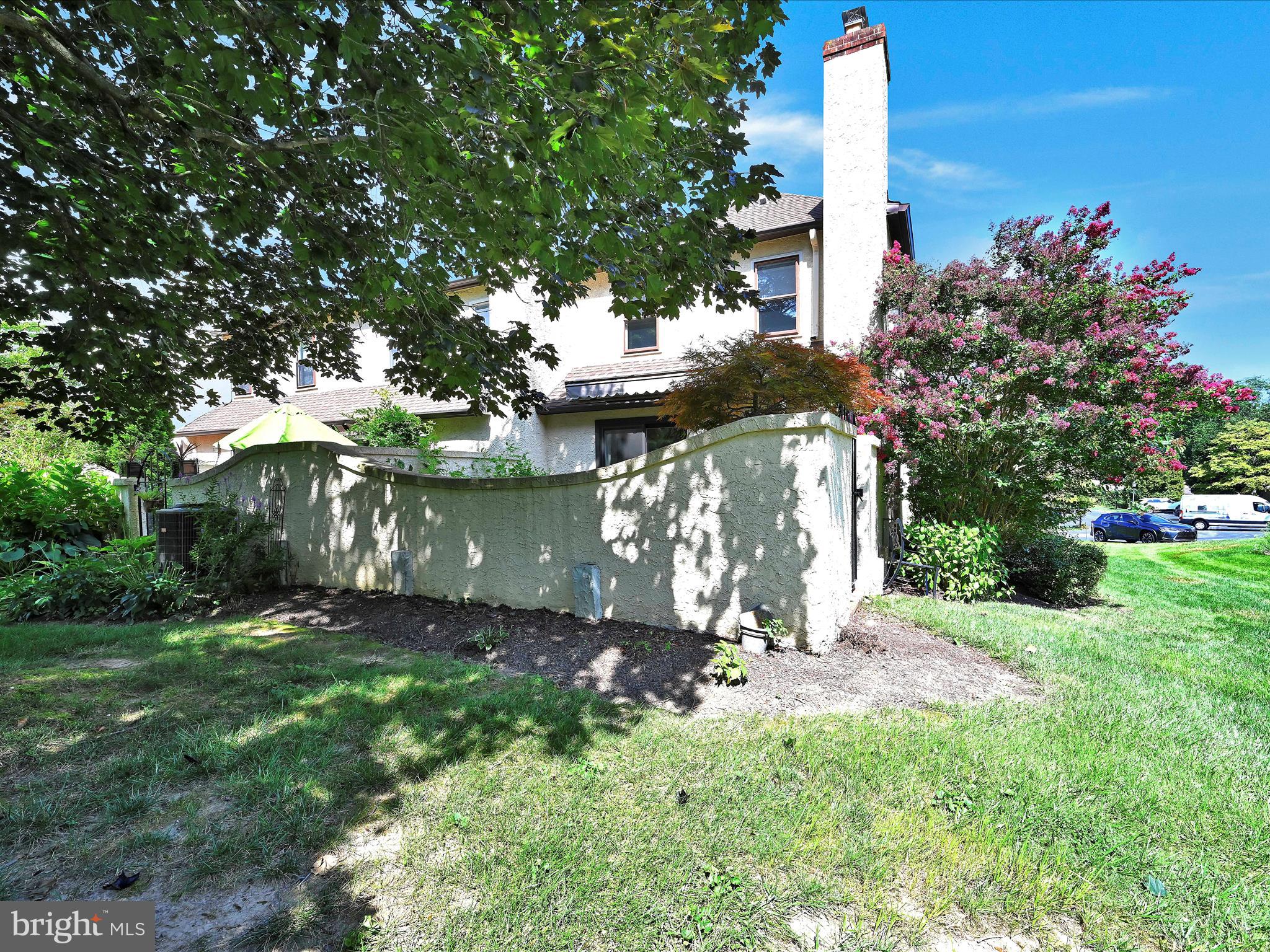 53 PARKRIDGE DRIVE 53
