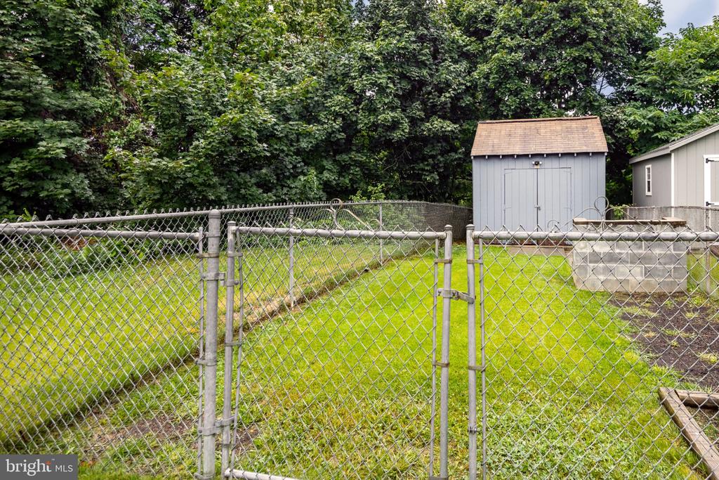 160 WESTBROOK DRIVE