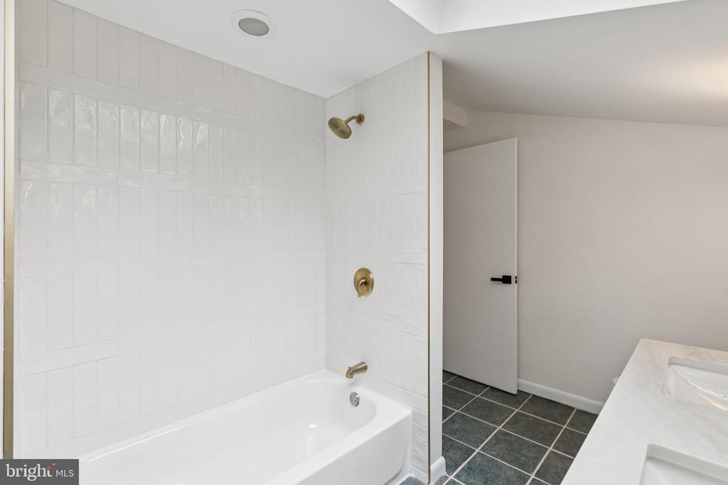 107 BRYN MAWR AVENUE