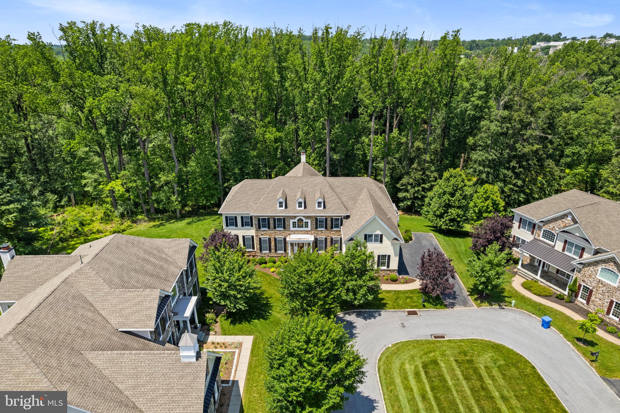 3917 WOODLAND DRIVE