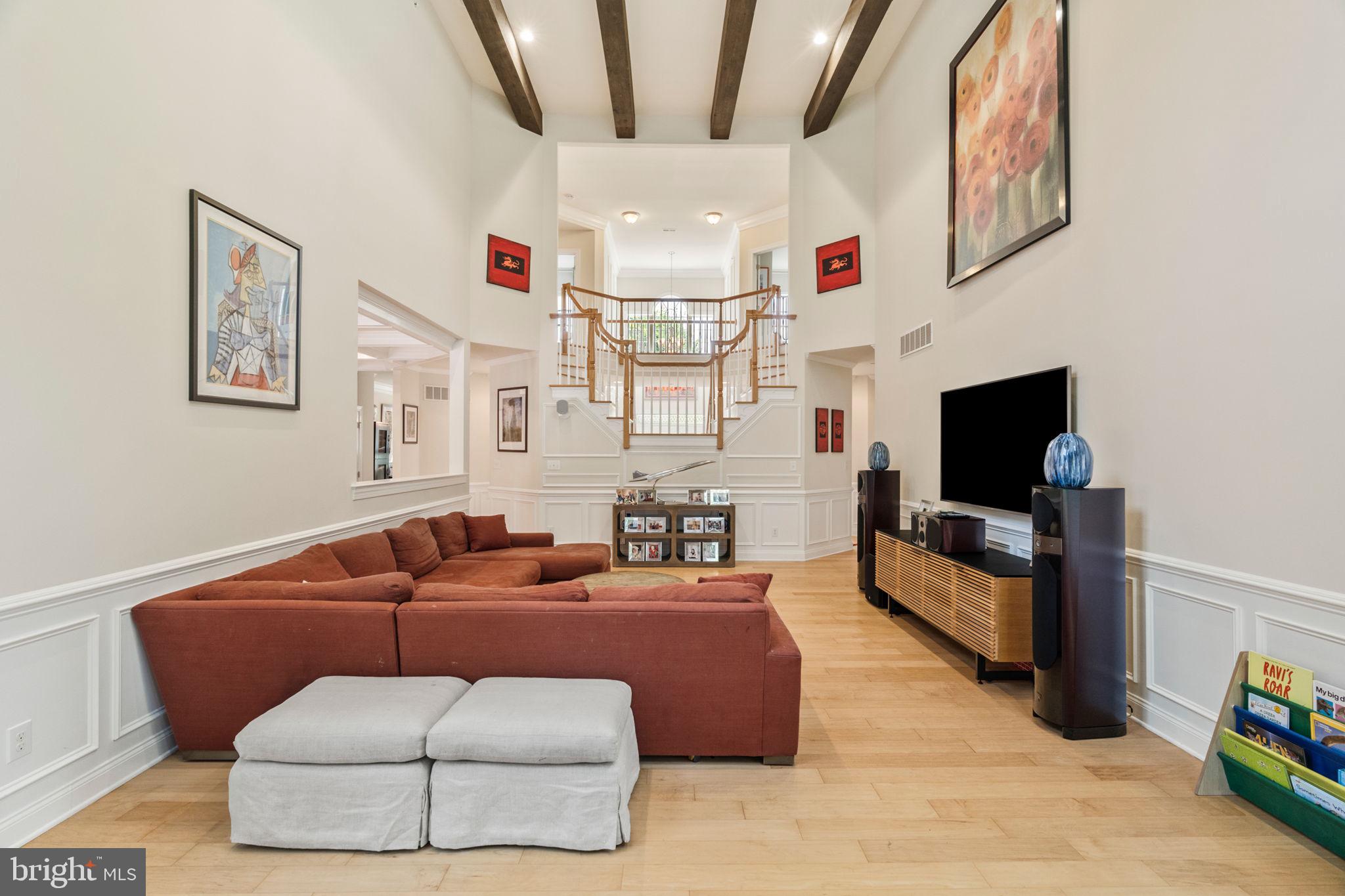 3917 WOODLAND DRIVE