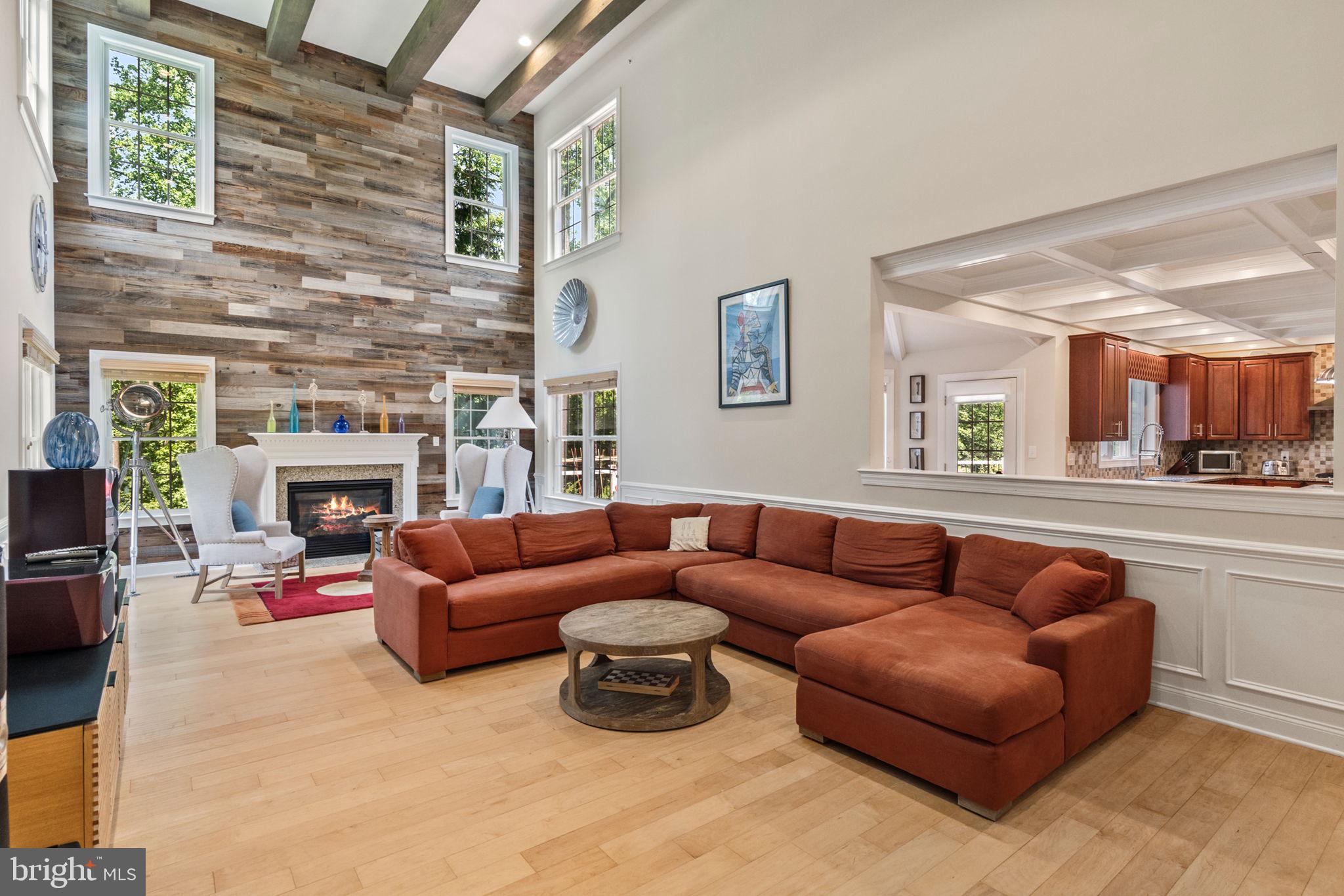 3917 WOODLAND DRIVE