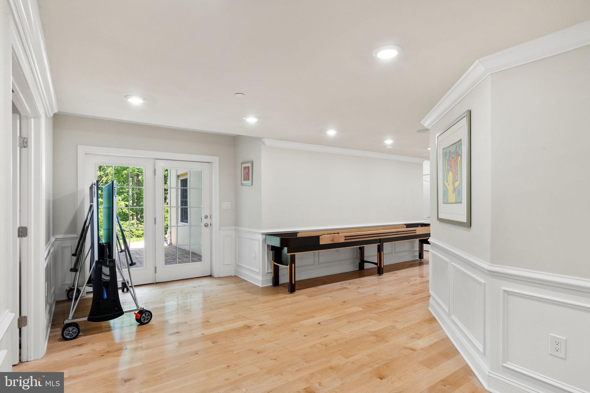 3917 WOODLAND DRIVE