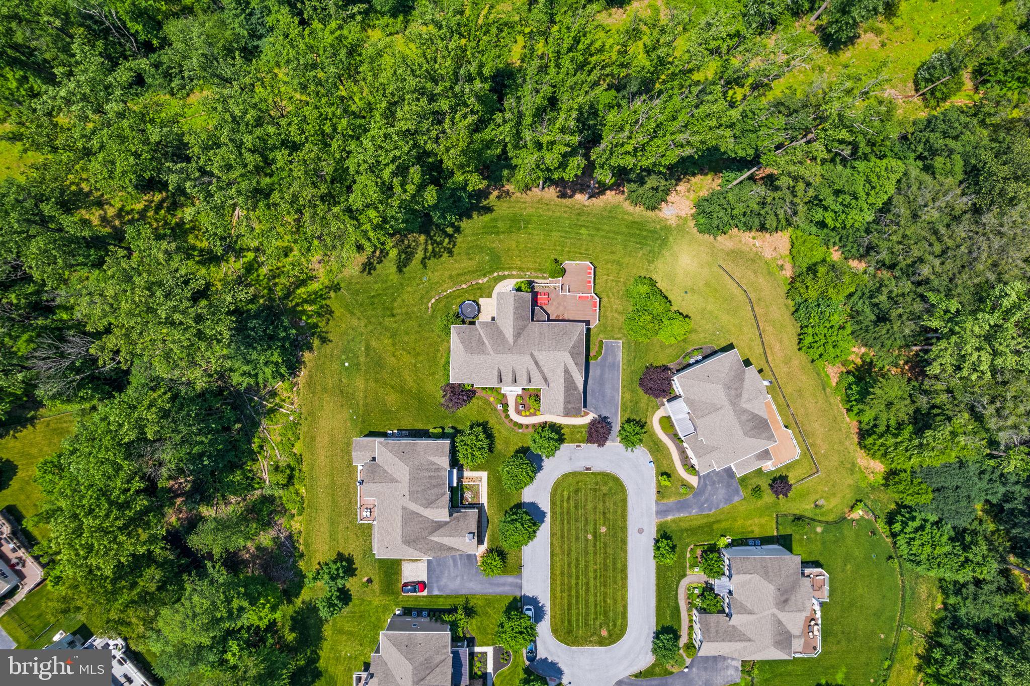 3917 WOODLAND DRIVE