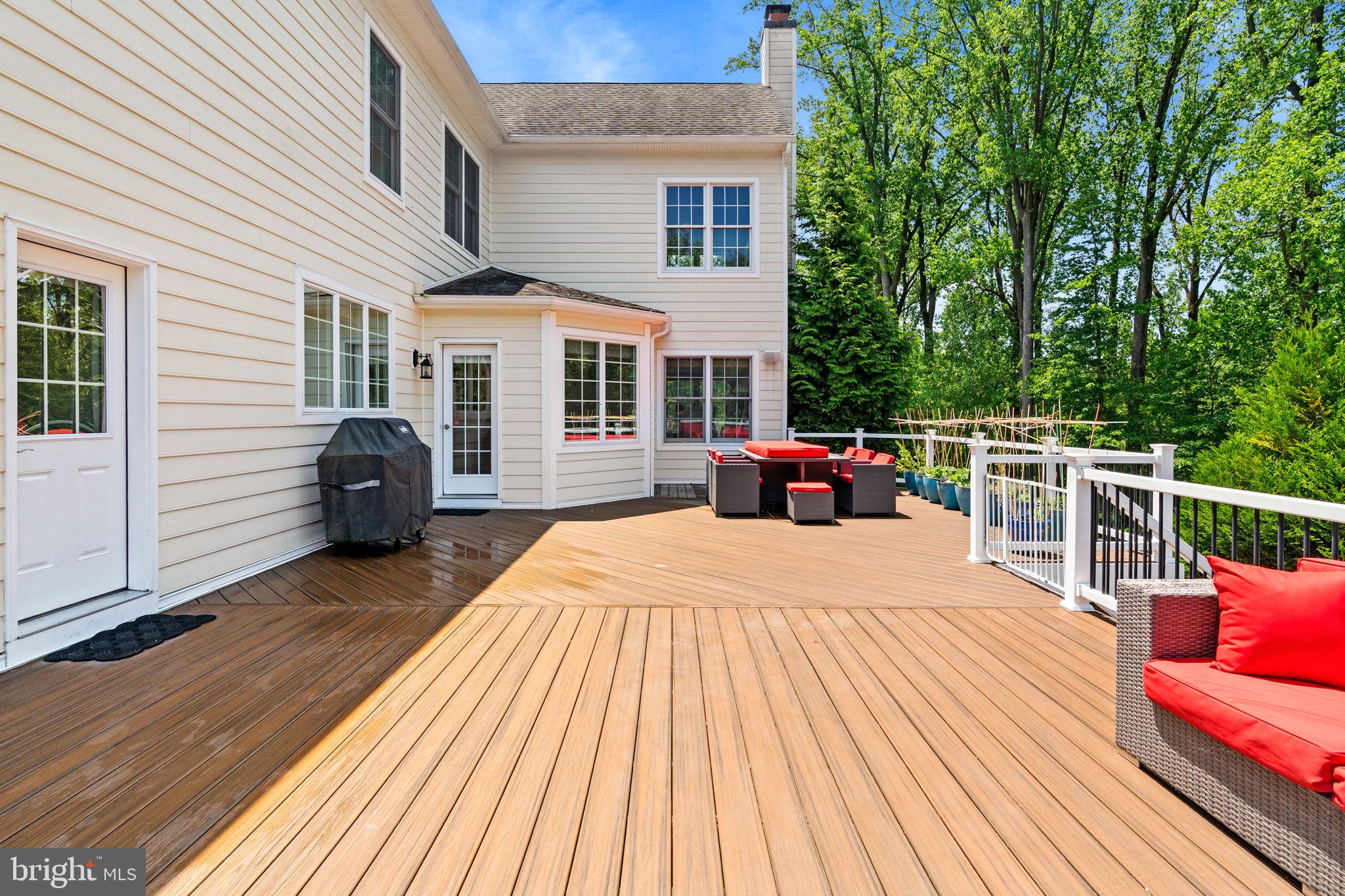 3917 WOODLAND DRIVE