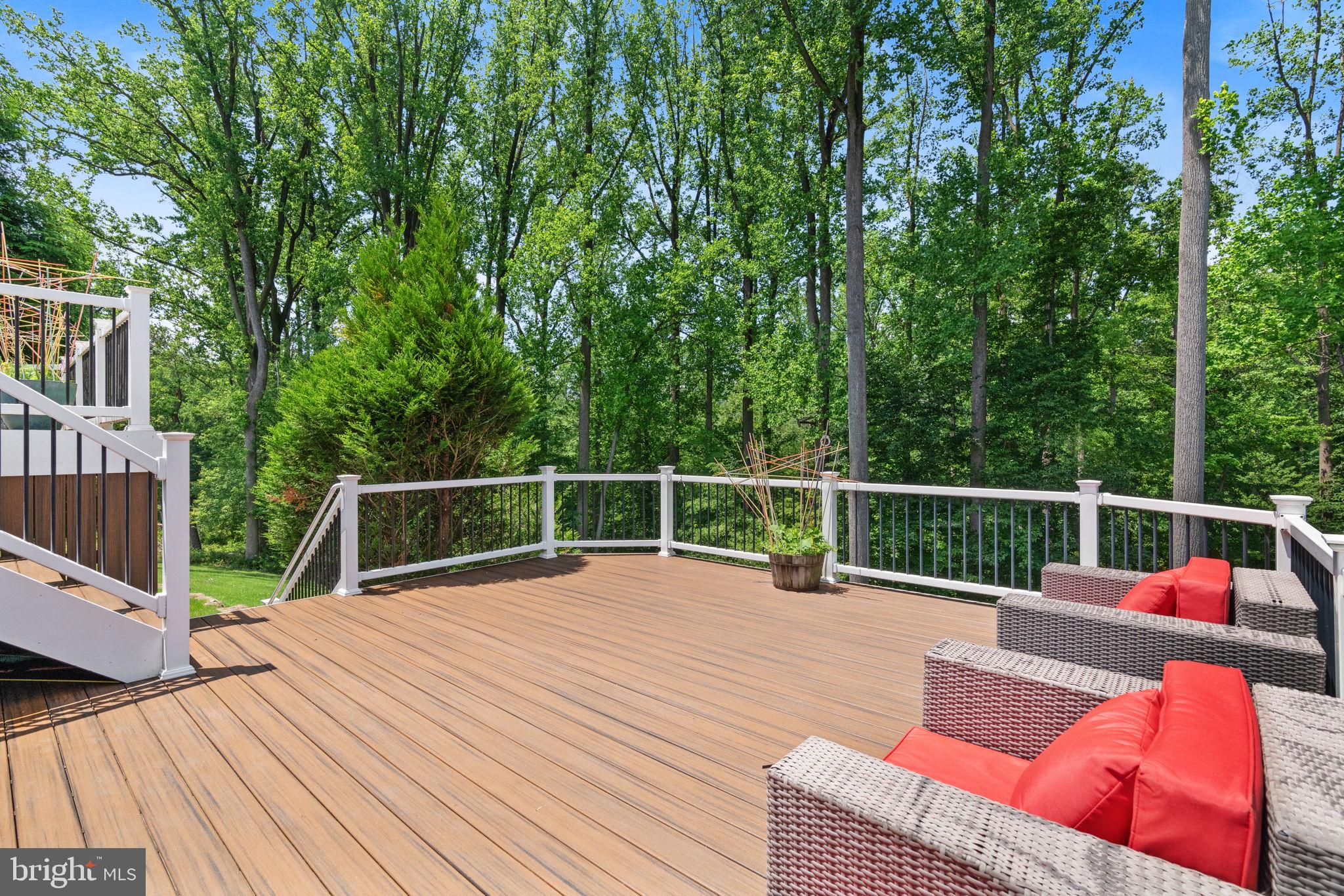 3917 WOODLAND DRIVE