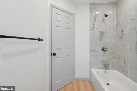 9 W HINCKLEY AVENUE 1