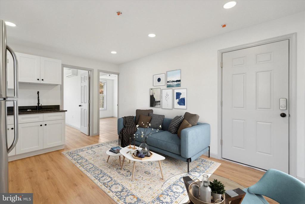 9 W HINCKLEY AVENUE 1