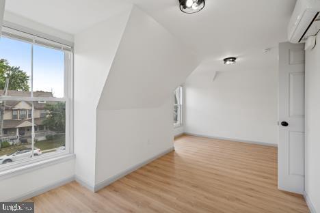 9 W HINCKLEY AVENUE 1