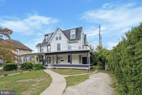 9 W HINCKLEY AVENUE 2