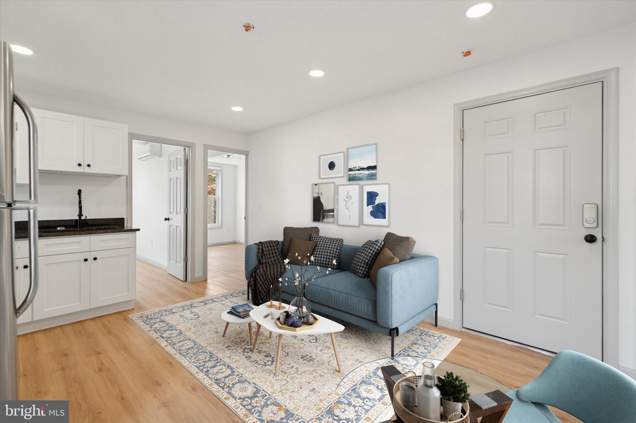 9 W HINCKLEY AVENUE 2