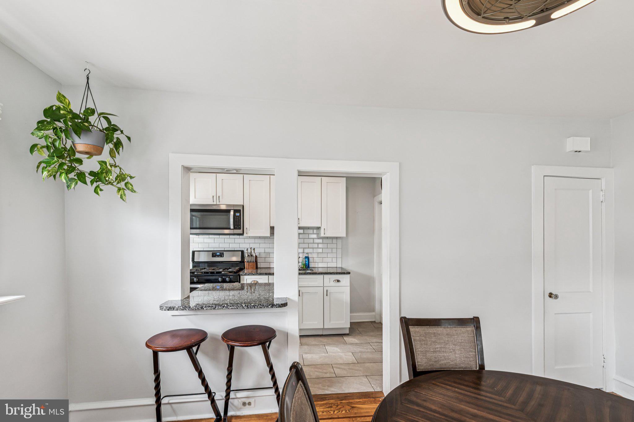 92 W PLUMSTEAD AVENUE