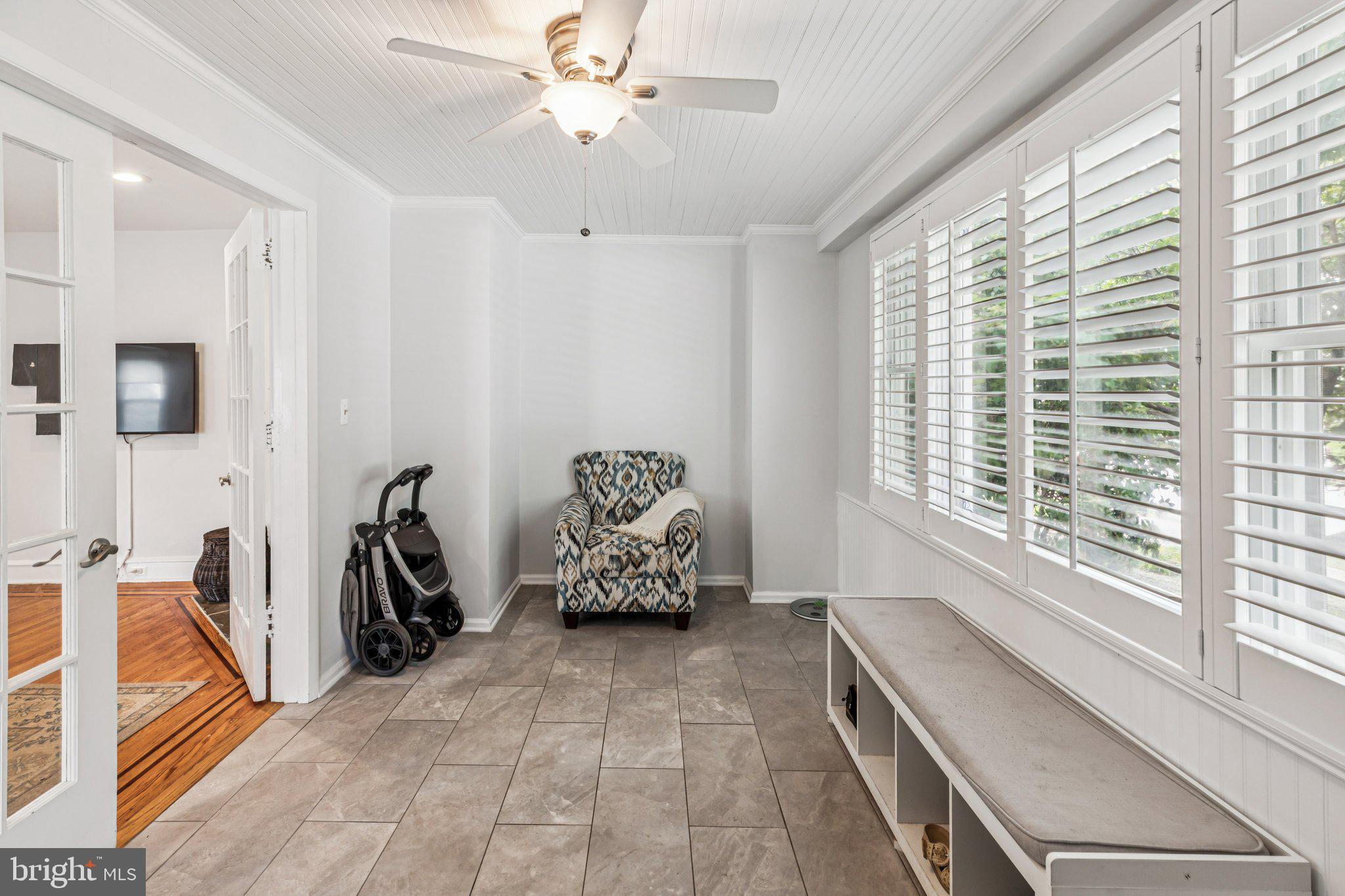 92 W PLUMSTEAD AVENUE